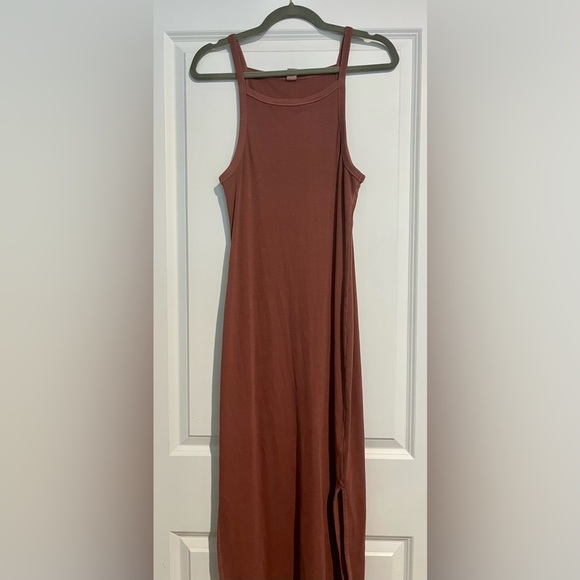 Old Navy Dresses & Skirts - EUC Old Navy Blush Bodycon Dress (L)